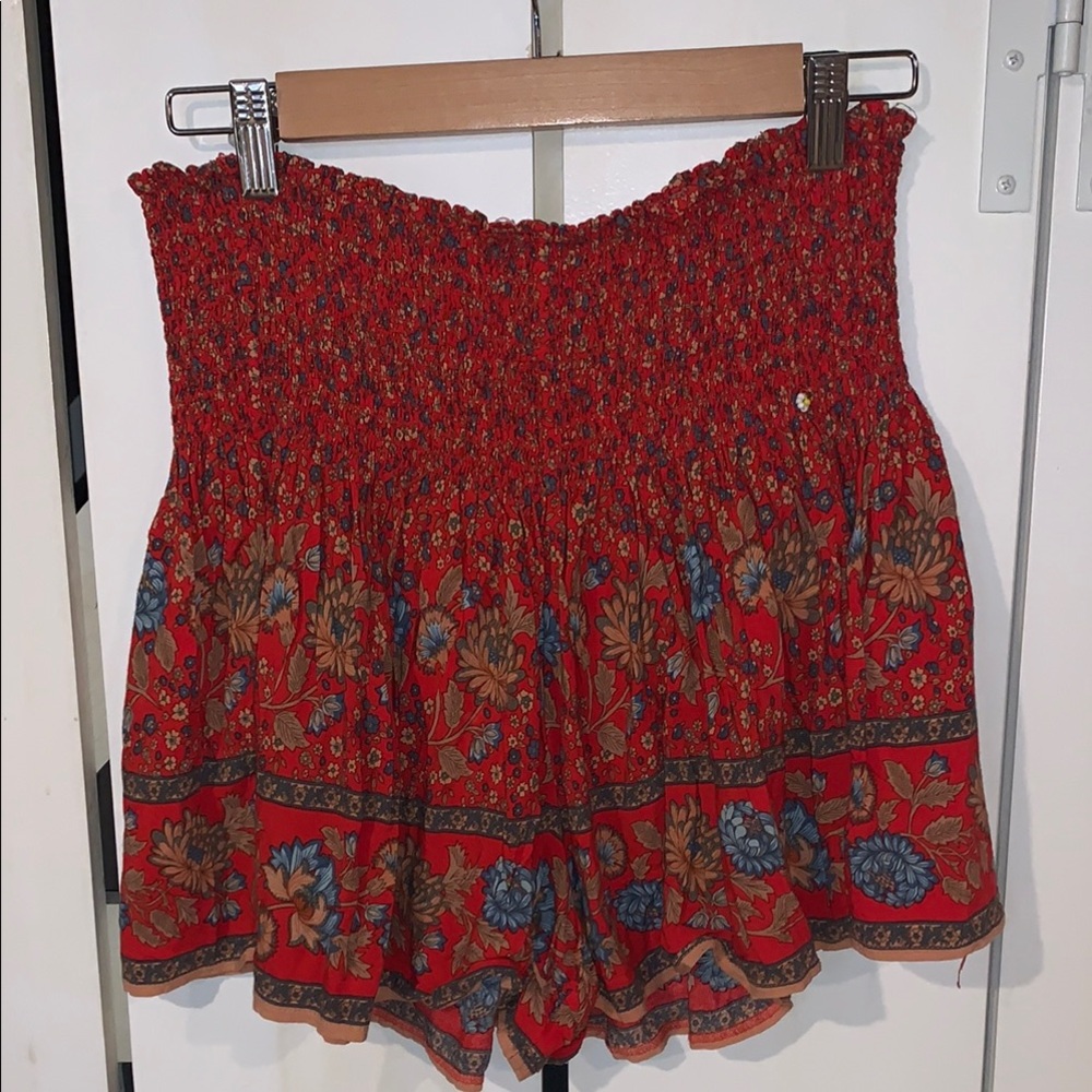 NATURAL LIFE Red Floral Women Shorts